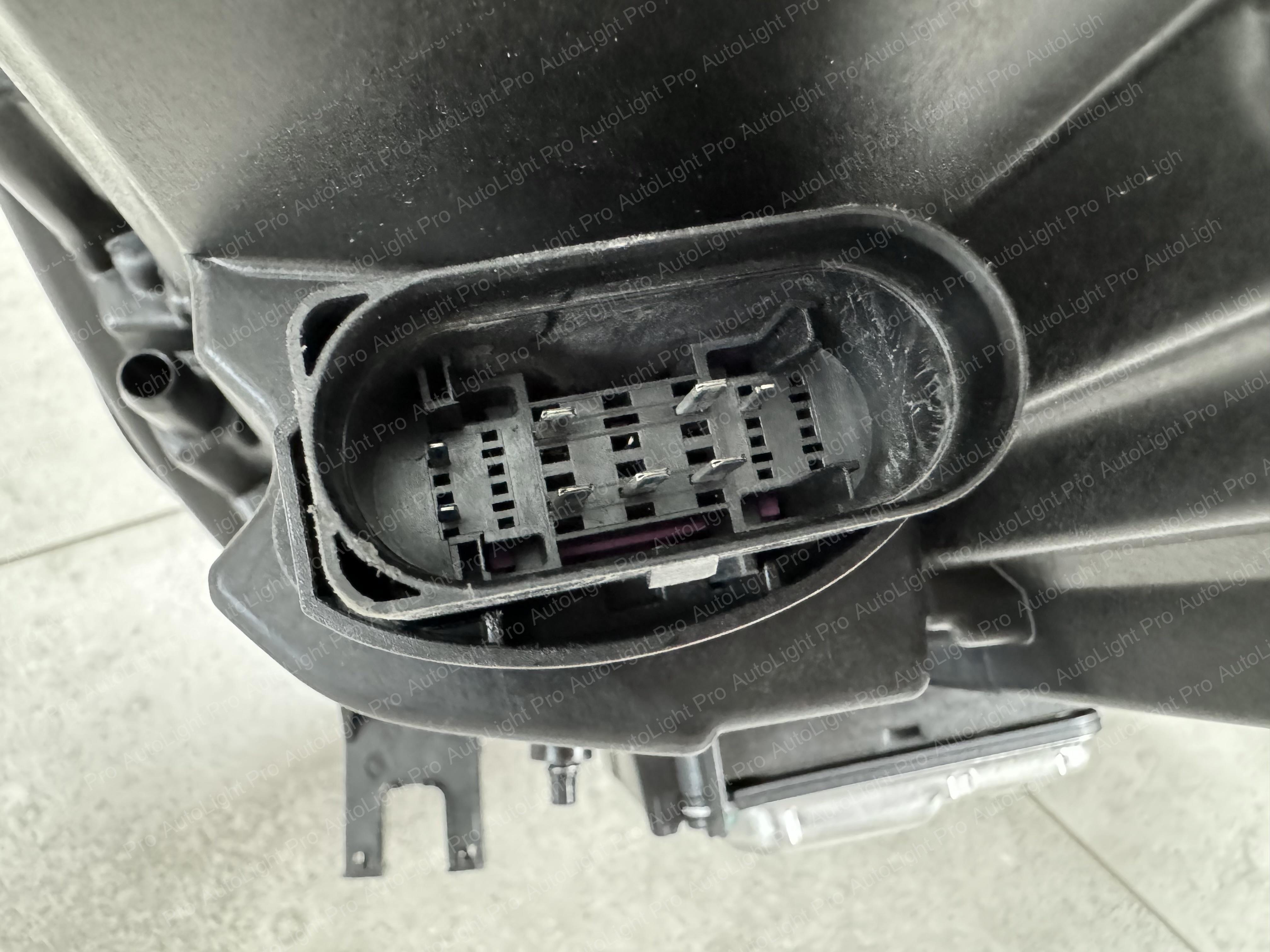 Фари LED для AUDI A4 B9 2015-2019 2шт. комплектні з блоками 8